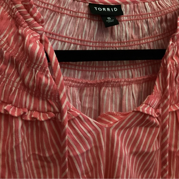 Torrid Striped Blouse Front Ties Women's Size 0 (Large/Size 12) NWOT - Picture 4 of 7